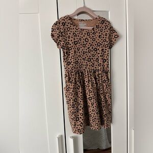 Cat & Jack Girl’s Casual Dress Tan and Black Leopard Print Short-sleeve Small